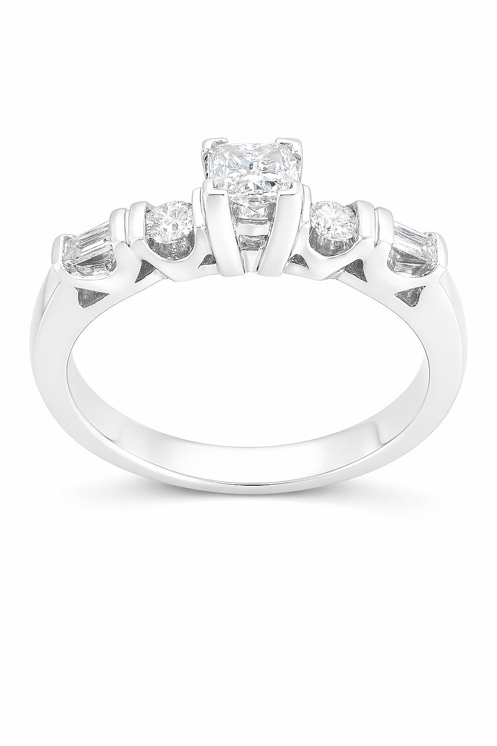 14K White Gold Round Diamond, 0.50 ct