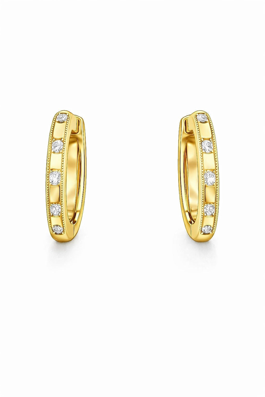 14K Yellow Gold Round Diamond Hinged Oval Earrings, 0.15 ct